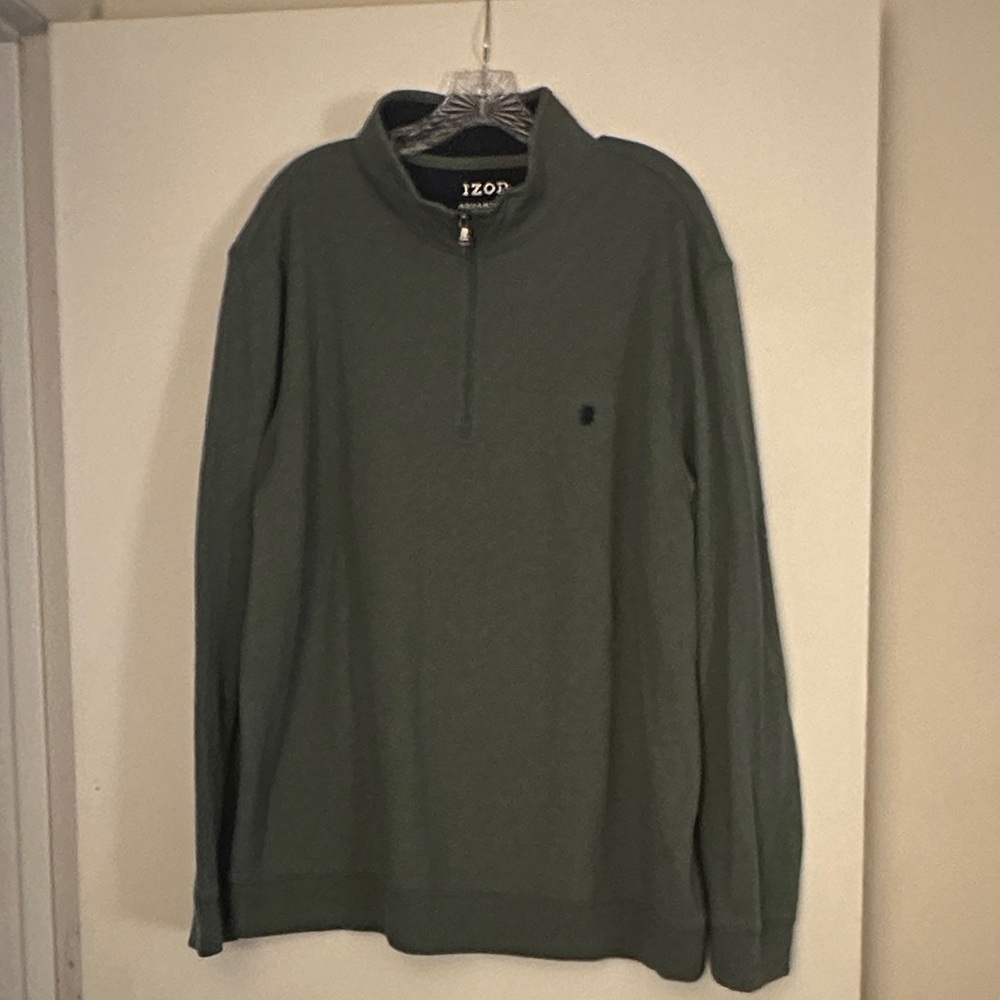 Izod Men's Olive Green Half-Zip Pullover Sweater